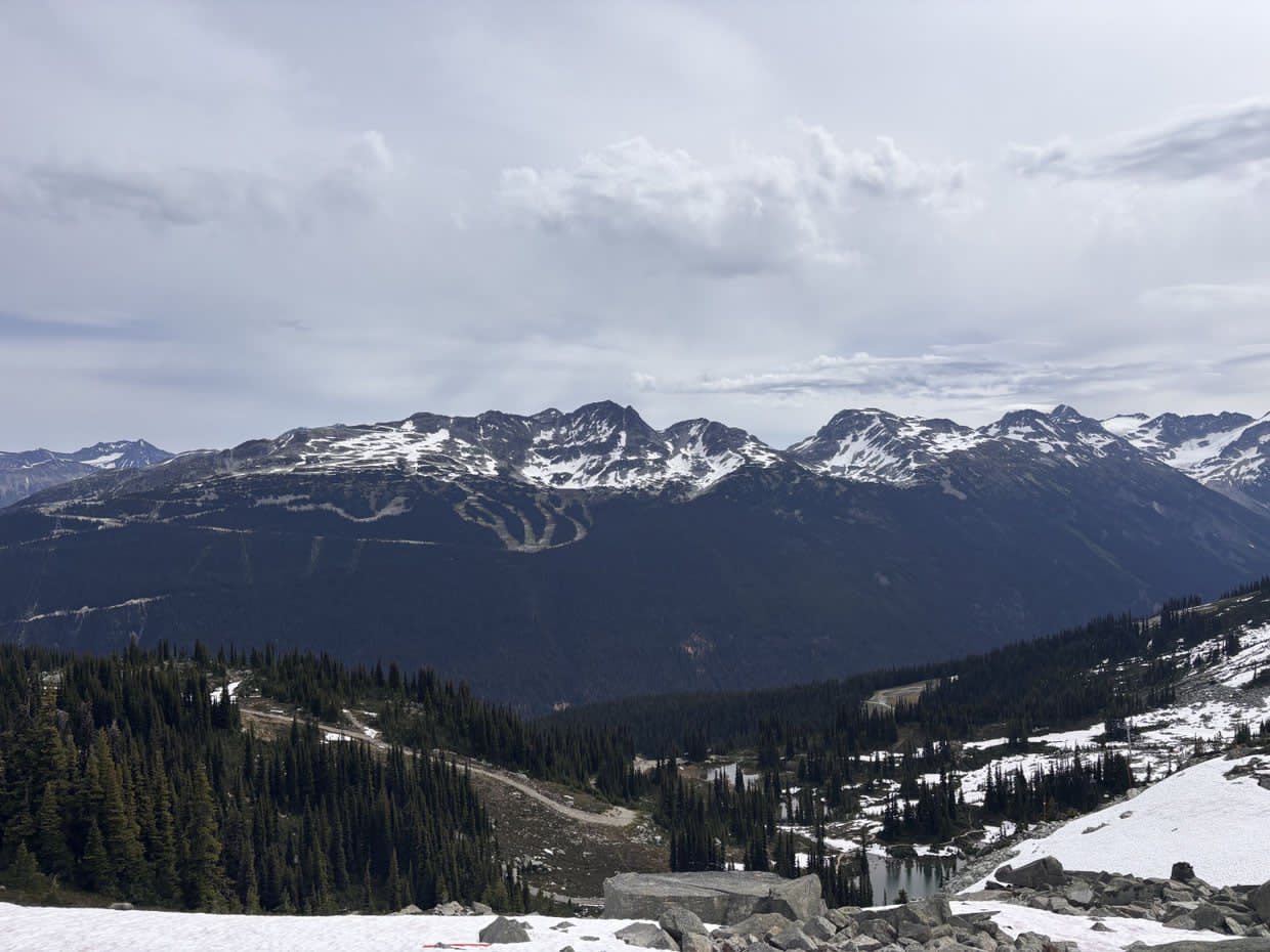 Les sommets de Whistler — « comme si les montagnes elles-mêmes étaient en train de chanter »